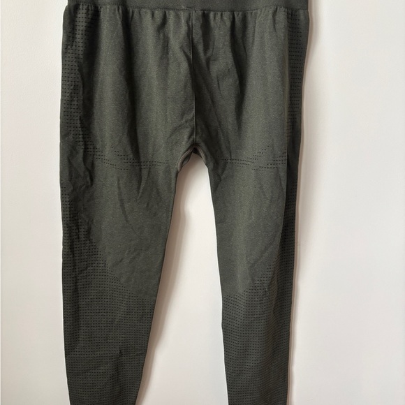 Gymshark Olive Green Leggings - Picture 3 of 5